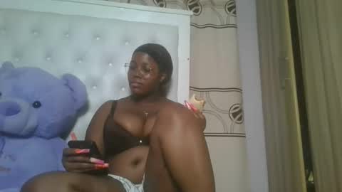 Snapshot of periwinkle20 chatting on February 13, 6:15 pm Taurus online show from February 13, 6:15 pm