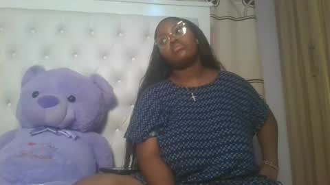 Snapshot of periwinkle20 chatting on February 18, 6:48 pm Taurus online show from February 18, 6:48 pm