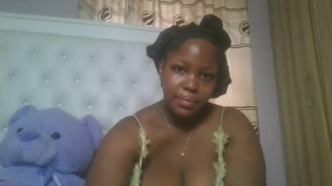 Snapshot of periwinkle20 chatting on March 4, 6:08 am Taurus online show from March 4, 6:08 am