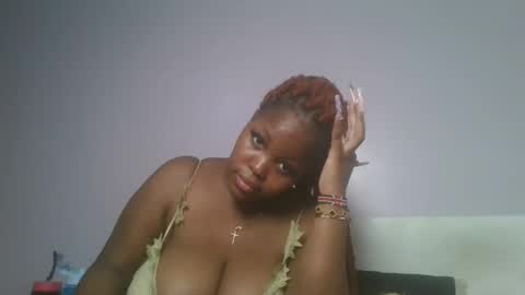 Snapshot of periwinkle20 chatting on March 21, 6:51 am Taurus online show from March 21, 6:51 am