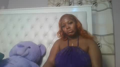 Snapshot of periwinkle20 chatting on April 3, 3:32 pm Taurus online show from April 3, 3:32 pm