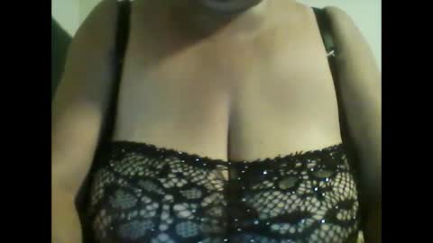 perlita070822 online show from September 26, 4:05 am