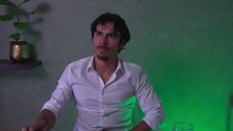 andres    online show from April 6, 6:42 pm