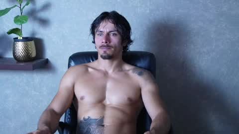 andres    online show from May 9, 7:08 pm