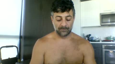 Snapshot of persianprince546 chatting on June 1, 6:53 pm persianprince546 online show from June 1, 6:53 pm