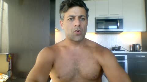 Snapshot of persianprince546 chatting on June 14, 3:36 pm persianprince546 online show from June 14, 3:36 pm