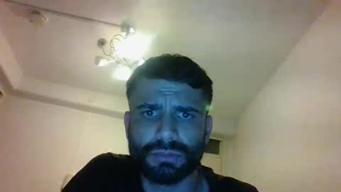 Snapshot of persianprince_13 chatting on April 3, 5:16 am persianprince_13 online show from April 3, 5:16 am