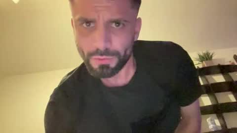 Snapshot of persianprince_13 chatting on April 23, 4:24 am persianprince_13 online show from April 23, 4:24 am