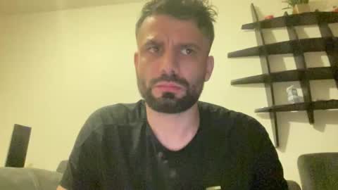 Snapshot of persianprince_13 chatting on April 26, 4:21 am persianprince_13 online show from April 26, 4:21 am