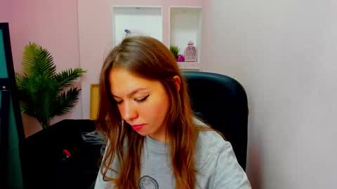 horror flying on the wings of the night.... online show from October 15, 8:31 pm