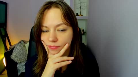 Snapshot of persinaky chatting on April 25, 3:42 pm horror flying on the wings of the night.... online show from April 25, 3:42 pm