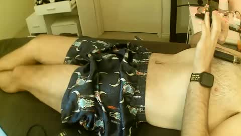 Snapshot of perthguytop chatting on February 15, 1:21 am perthguytop online show from February 15, 1:21 am