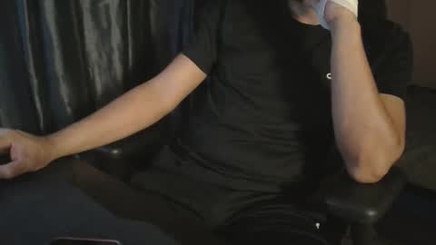 Snapshot of peruvianevil chatting on October 23, 5:07 am Lalo x peruvianevil ig peruvianevil online show from October 23, 5:07 am