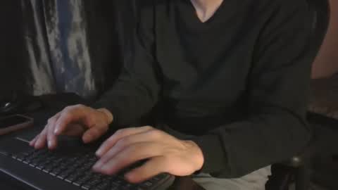 Lalo   x peruvianevil  ig peruvianevil  online show from February 6, 5:23 am