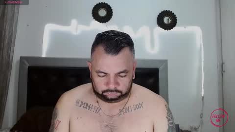 Carlos online show from October 25, 5:37 am