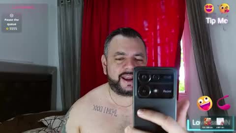 Snapshot of perverseveteranmanxxx chatting on April 26, 5:54 pm Carlos online show from April 26, 5:54 pm