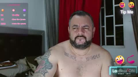 Snapshot of perverseveteranmanxxx chatting on April 29, 3:10 am Carlos online show from April 29, 3:10 am