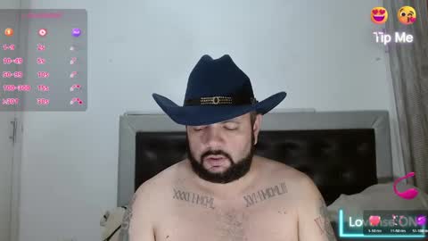 Snapshot of perverseveteranmanxxx chatting on June 2, 4:47 am Carlos online show from June 2, 4:47 am
