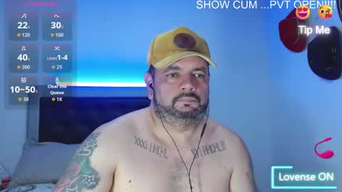 Snapshot of perverseveteranmanxxx chatting on July 15, 11:54 pm Carlos online show from July 15, 11:54 pm