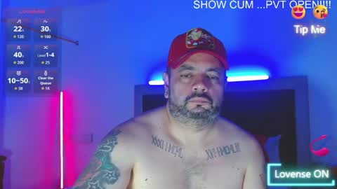 Snapshot of perverseveteranmanxxx chatting on July 18, 3:11 am Carlos online show from July 18, 3:11 am