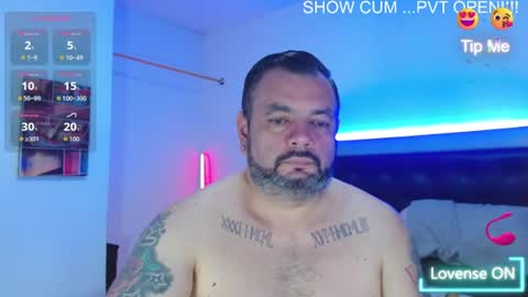 Snapshot of perverseveteranmanxxx chatting on July 22, 10:56 pm Carlos online show from July 22, 10:56 pm