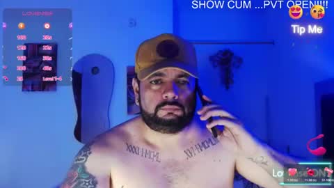 Snapshot of perverseveteranmanxxx chatting on August 1, 2:44 am Carlos online show from August 1, 2:44 am