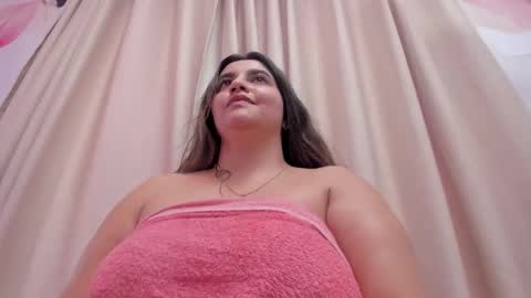 LAURA  online show from January 11, 5:07 pm
