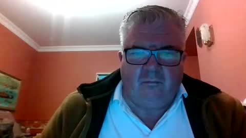 pete112991 online show from December 28, 3:26 pm