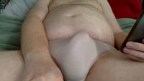 Snapshot of pete_crewe chatting on March 5, 10:00 am pete_crewe online show from March 5, 10:00 am