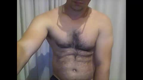 Snapshot of peter_7776 chatting on April 19, 3:06 am peter online show from April 19, 3:06 am