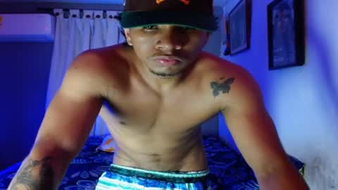 Snapshot of peter_king_ chatting on October 1, 4:07 am peter online show from October 1, 4:07 am