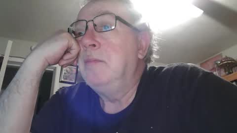 Snapshot of peterinohio57 chatting on April 2, 10:46 am peterinohio57 online show from April 2, 10:46 am