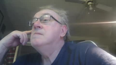 Snapshot of peterinohio57 chatting on April 8, 11:21 am peterinohio57 online show from April 8, 11:21 am