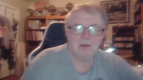 Snapshot of peterinohio57 chatting on April 25, 12:08 pm peterinohio57 online show from April 25, 12:08 pm