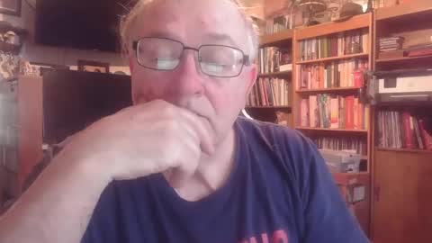 Snapshot of peterinohio57 chatting on June 5, 12:00 pm peterinohio57 online show from June 5, 12:00 pm