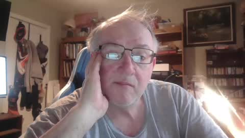Snapshot of peterinohio57 chatting on June 16, 10:51 am peterinohio57 online show from June 16, 10:51 am