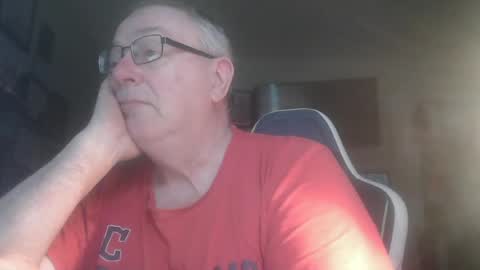 Snapshot of peterinohio57 chatting on July 7, 11:47 am peterinohio57 online show from July 7, 11:47 am