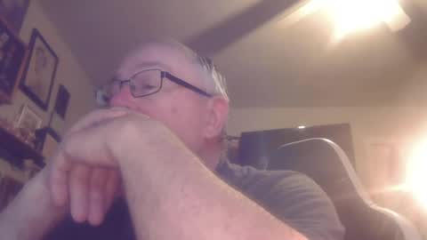 Snapshot of peterinohio57 chatting on July 14, 11:27 am peterinohio57 online show from July 14, 11:27 am