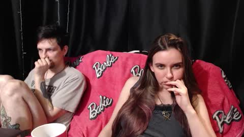 Snapshot of peternights chatting on October 18, 6:41 pm Maximus online show from October 18, 6:41 pm