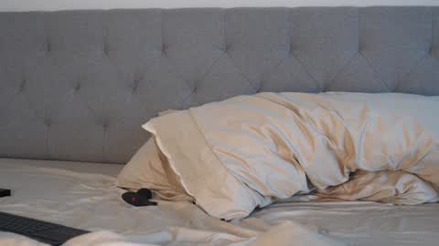 Snapshot of peterparkerrxox chatting on December 30, 2:40 pm Peter Parker online show from December 30, 2:40 pm