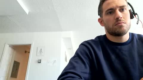 Snapshot of peterskinny24 chatting on February 5, 2:59 pm ttps VF8L9ABFMref wl share online show from February 5, 2:59 pm