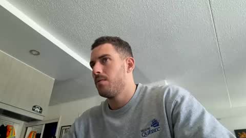 Snapshot of peterskinny24 chatting on February 28, 3:26 pm ttps VF8L9ABFMref wl share online show from February 28, 3:26 pm