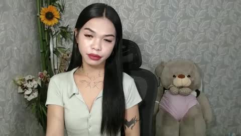 Snapshot of petite_angelx chatting on March 10, 3:52 pm angel online show from March 10, 3:52 pm