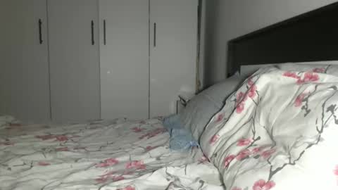petite_danielle online show from June 8, 10:21 pm