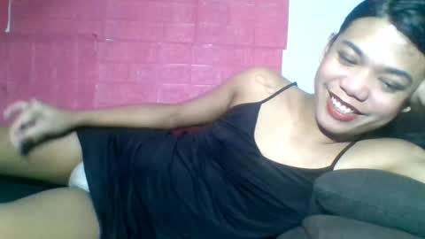 Snapshot of petite_jzee chatting on September 21, 3:02 pm jzee online show from September 21, 3:02 pm