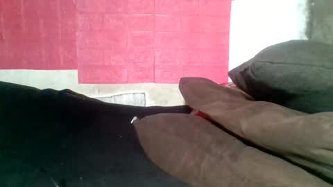 Snapshot of petite_jzee chatting on September 25, 3:05 pm jzee online show from September 25, 3:05 pm