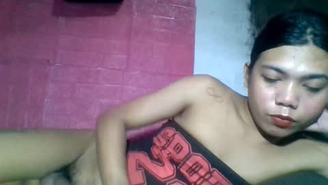 Snapshot of petite_jzee chatting on October 11, 2:59 pm jzee online show from October 11, 2:59 pm