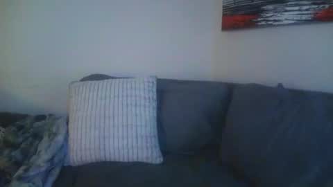 petite treat  online show from February 12, 3:56 am