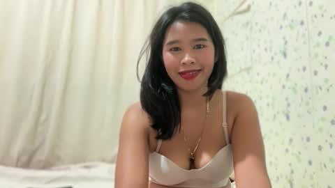 Snapshot of petiteasian01 chatting on March 8, 6:28 am petiteasian01 online show from March 8, 6:28 am