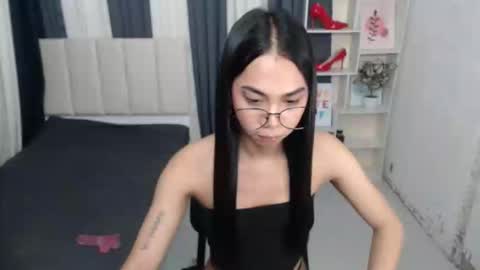 Yukie online show from October 17, 6:54 pm